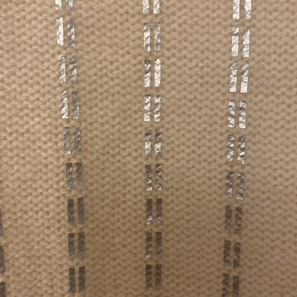 Womens Neiman Marcus Cashmere cream holiday Sweater - Picture 3 of 5